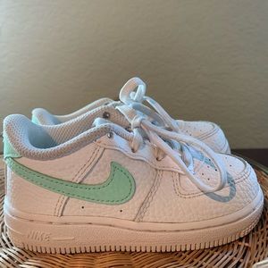 Toddler nike Air Force 1 foam mint green size 7C white kids childrens shoes